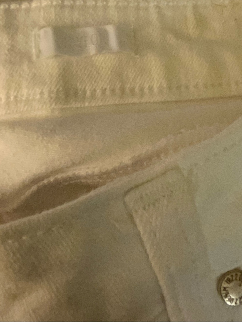 1822 White Cuffed Crop Jeans - Picture 5 of 7